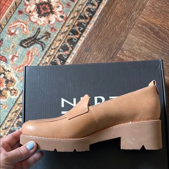 DARRY Naturalizer ✨ HTF 6.5 wide - Picture 7 of 10